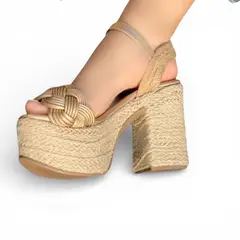 GENERICO - Sandalia Mujer Planta Forrado Yute Taco X9 2086L-60 Color Dorado