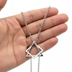 GENERICO - COLLARES DE HOMBRE DIJE DE TRIANGULO