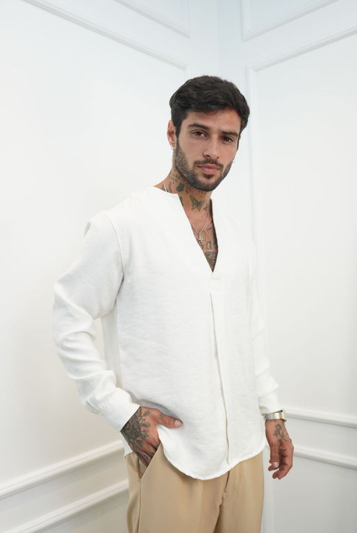 Camisa Manga Larga Cuello V