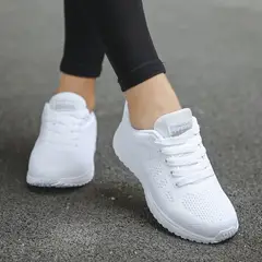 GENERICO - ZAPATILLAS BLANCAS COLEGIO MESH LIGERAS RUNNING DEPORTE GYM ESCOLAR VERANO NAVIDAD CALZADO GENIEKA