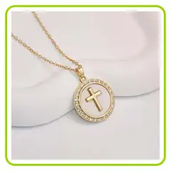 GENERICO - Collar Religioso Cruz Dorado Acero Inoxidable