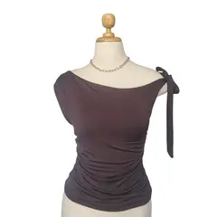 GENERICO - Blusa Milena asimétrica doble forro premium con lazo color Marrón