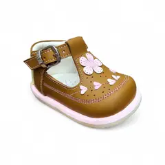 GENERICO - Zapato pibe semi-ortopédico clásico Flor y Corazones Miel para niña bebé