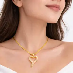 GENERICO - Collar Corazón Dorado con Cristales Brillantes Snake Elegante