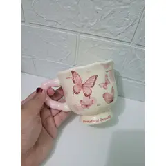 GENERICO - TAZA VINTAGE CON MARIPOSAS