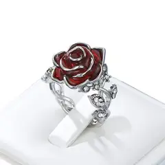 GENERICO - Anillo de Rosa Roja Vintage con Detalles Brillantes Floral