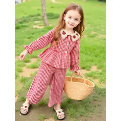 GENERICO - CONJUNTO DE NIÑA DE TEMATICA DE GRANJERA PANTALON + BLUSA