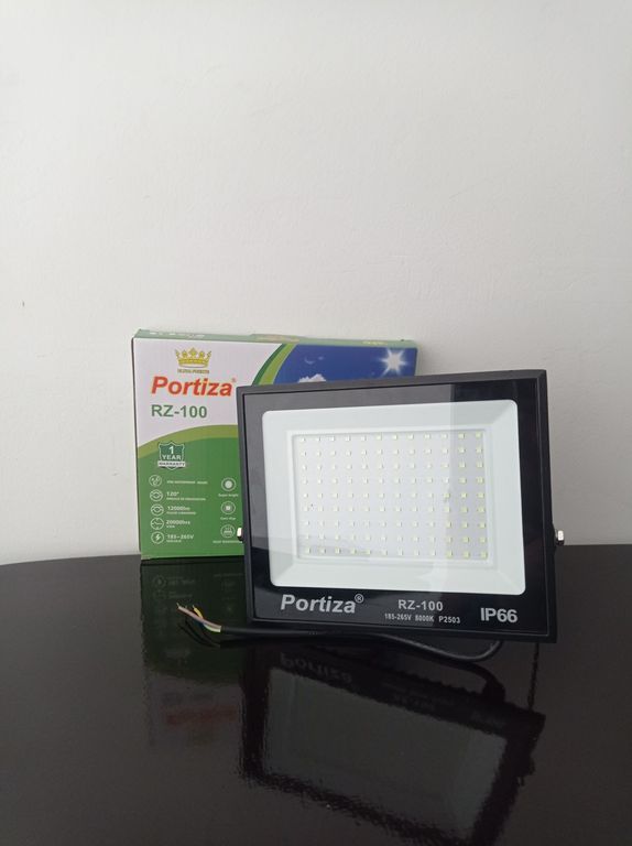 REFLECTOR LED 100 WATTS