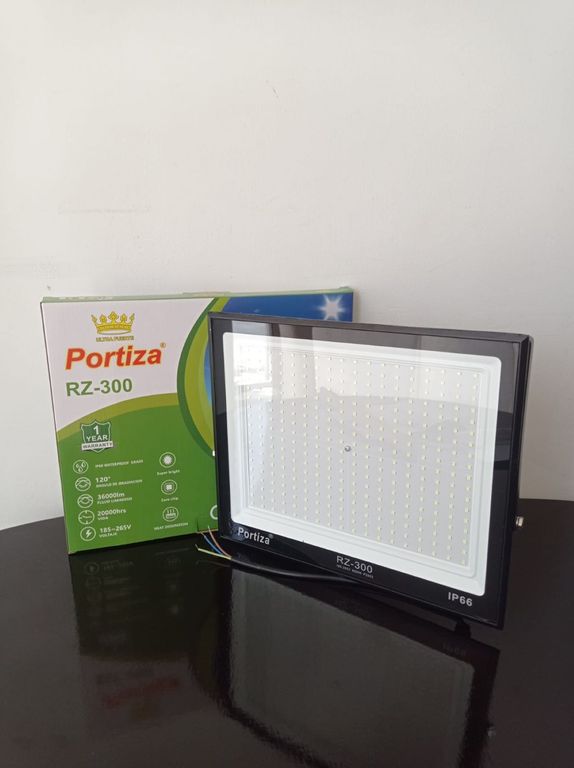 REFLECTOR LED 300 WATTS