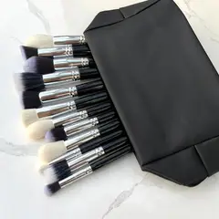 GENERICO - Set de Brochas Black 25 piezas + Estuche Negro