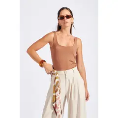 LUVARO - Tshirt de Tirantes