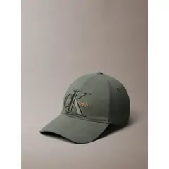 CALVIN KLEIN - GORRO LARGE LAYERED MONOLOGO CAP CK