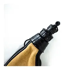 LAKEN - CANTIMPLORA DE PIEL CURVA 1.50L -