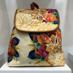 CHULA TULUM - MOCHILA MODELO BACKPACK CELINE CON ESTAMPADO FESTIVAL DE FLOR