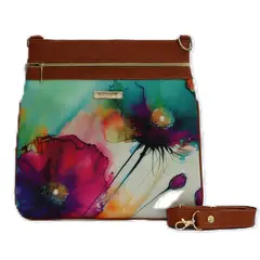 CHULA TULUM - CARTERA MODELO BANDOLERA LIA CON ESTAMPADO PENSAMIENTO EN COLOR