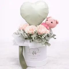 VI REGALANDO AMOR - Box Arlethe Oliva Con Cerdito - Peluche