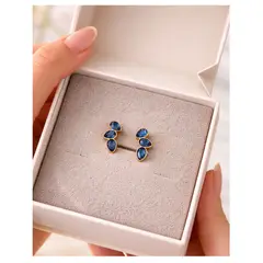 Yanbal - Finos y Delicados Aretes Divina Blu - Azules - con baño en oro
