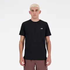 NEW BALANCE - Polo Hombre Sport Essentials Negro
