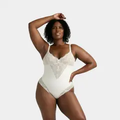 BESEGURA - PREMIUM LACE BODYSUIT