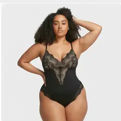BESEGURA - PREMIUM LACE BODYSUIT