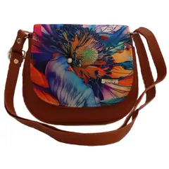 CHULA TULUM - CARTERA MODELO IRIS CON ESTAMPADO CAMPANILLA DE ORO