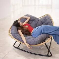 GENERAL - Sillón Mecedor con Cojín Acolchado