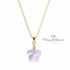 FERNANDA ROMERO JOYAS Y ACCESORIOS - Delicado Collar Flor Lila Cristalina Amor y Pureza Elaborado con Acero y Cristal Austriaco 1cm