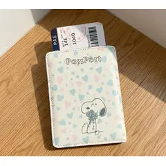 SNOOPY - Porta Pasaporte Corazones