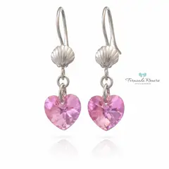 FERNANDA ROMERO JOYAS Y ACCESORIOS - Aretes "Corazón de Cristal Rosa Tornasol" - Conchitas de mar