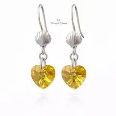 FERNANDA ROMERO JOYAS Y ACCESORIOS - Aretes "Corazón de Cristal Amarillo Tornasol" - Felicidad y Conchitas de mar