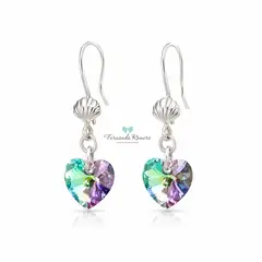 FERNANDA ROMERO JOYAS Y ACCESORIOS - Aretes "Corazón de Cristal Violeta Tornasol Brillante" Conchitas Cristales austriacos y Plata