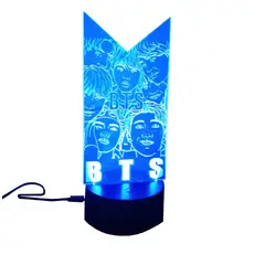 MEGAOFFICE - LAMPARA BTS ULTIMATE 2026 LED MULTICOLOR BASE NEGRA