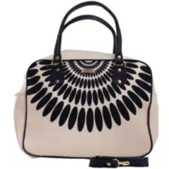 CHULA TULUM - CARTERA MODELO TRAVEL BAG DISEÑO PETALO NEGRO