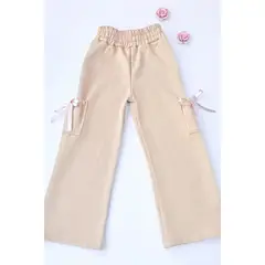 KIDS MASHMELO - Pantalón buzo con bolsillos cargo y pedreria para niñas