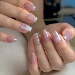 GENERICO - Uñas Press On - Rejillas con brillo - Set de 26 piezas