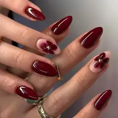 GENERICO - Uñas Press On - Rojo vino con flores - Set 26 piezas