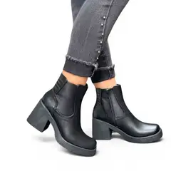 GENERICO - Botin Mujer Punta Cuadrada Avaricia Taco 7 1022-65 Color Negro