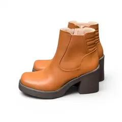 GENERICO - Botin Mujer Punta Cuadrada Avaricia Taco 7 1022-65 Color Caramelo