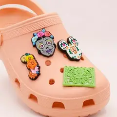 LE PETIT COMPANY - Set 4 Pines para Crocs Calavera Mexicana Mariachi Papel Picado Halloween