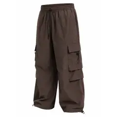 ENKI - Pantalón Parachute Cargo Tela Mojada Hombre Marrón Oversize Bolsillos Elástico Moda Urbana