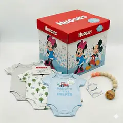 HUGGIES - Body niño pack x3 algodón org. granja celeste 6 meses + portachupón y caja disney de regalo