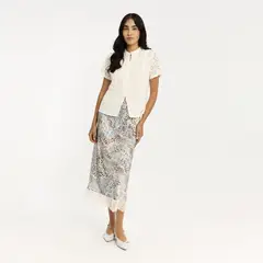 MENTHA & CHOCOLATE - Blusa Raven Hueso Mujer
