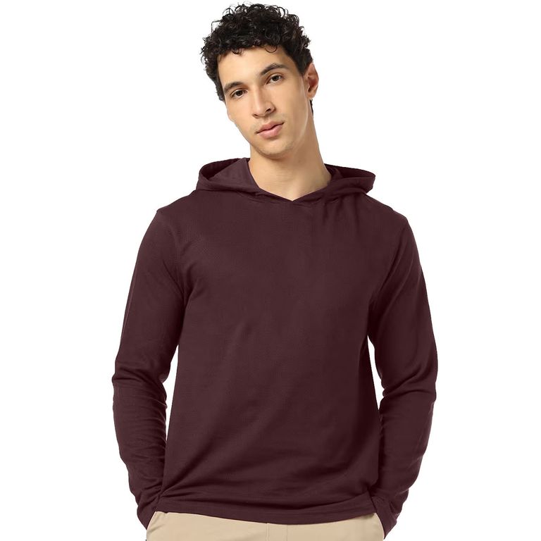 Capucha manga larga para hombre.