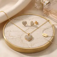 GENERICO - Set Collar y Aretes Corazón con Piedras Estilo Paris