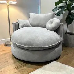 AMOBLART - Moderna Butaca de lectura modelo CLOUD BEIG + 2 cojines