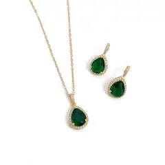 GENERICO - Set de Collar y Aretes con Cristal Verde Esmeralda en Acero Inoxidable