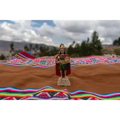 GENERICO - Figura Decorativa Guerrero Inca de Marmolina Blanca Artesanía Hecha a Mano de Cusco