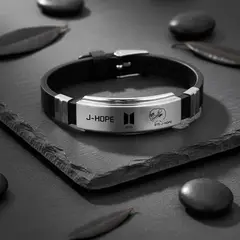 SM - Army Bts Pulsera 2026 Para El Concierto Kpop PULSER DE ACERO CON CUERO