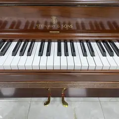 GENERICO - Piano de Consola Steinway & Sons 88 Teclas - Acabado Madera Noble