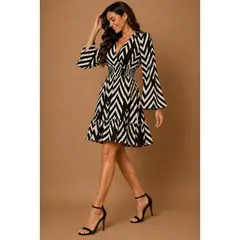 ANA RIVERO - Vestido Coctel Manga Larga Negro.